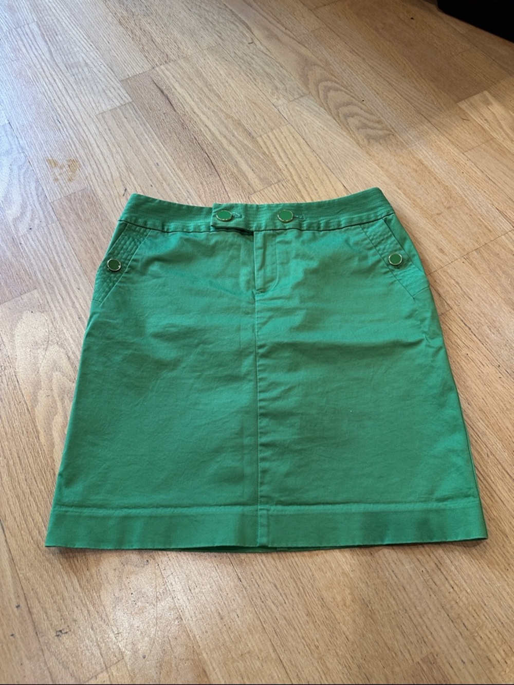 Banana republic women’s short dress skirt size 4 light green